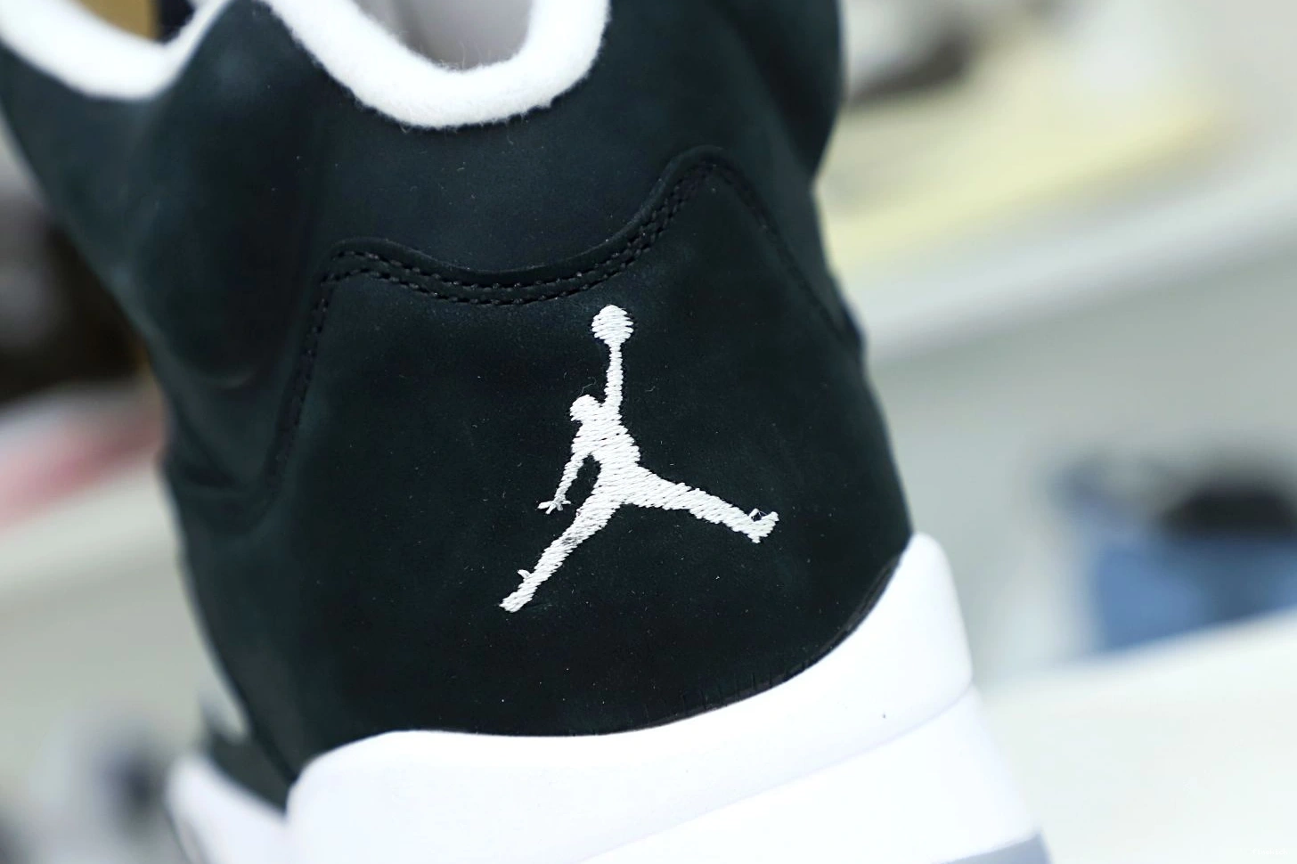 5 JORDAN 2021 RETRO AIR 'OREO' 0211